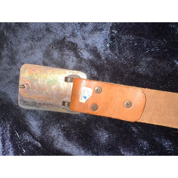 VINTAGE NATIVE BEADED BELT ON LEATHER W/ BRASS BUCKLE - Picture 6 of 9